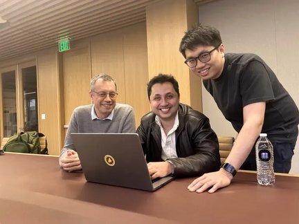 给大模型排名次，两个博士一年干出120亿独角兽，却被质疑产品数据准确性